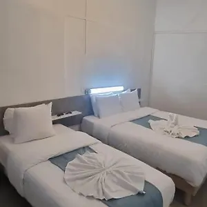  Hotel Aboukir France