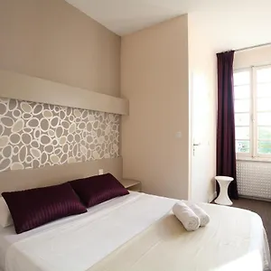 ** Hotel Little France